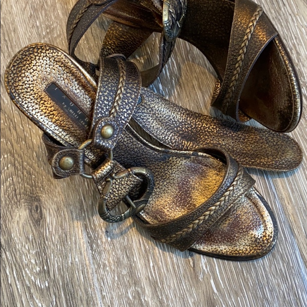 Laundry by Shelli Segal sandals